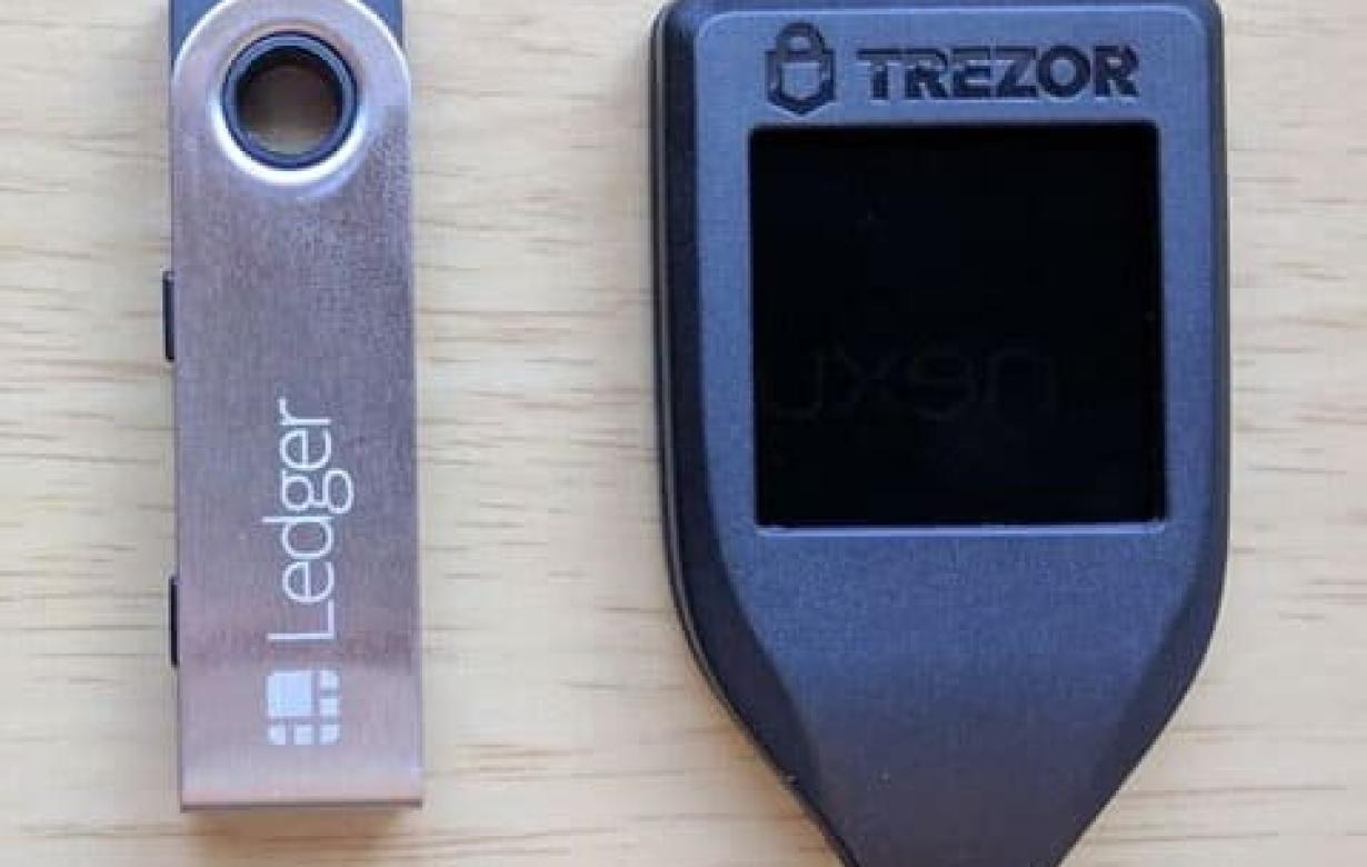 Compare and contrast: Trezor v